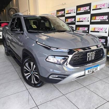 FIAT TORO 2.2 TURBO DIESEL VOLCANO 4WD AT9 FIAT TORO 2.2 TURBO DIESEL VOLCANO 4WD AT9